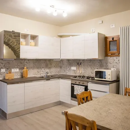 Apartment La Fonte - Duplex In Historical Center